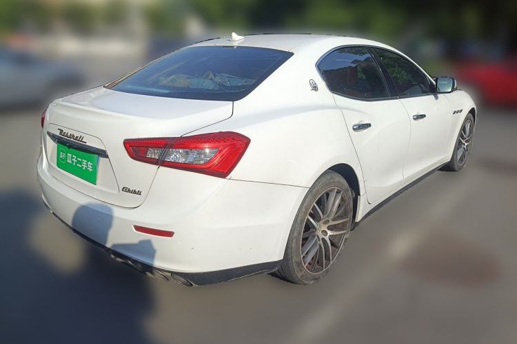 Used Maserati Ghibli 2014 3.0T Standard Edition Rear Right 45 Deg
