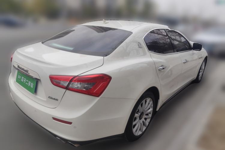 Used Maserati Ghibli 2014 3.0T Standard Edition Rear Right 45 Deg