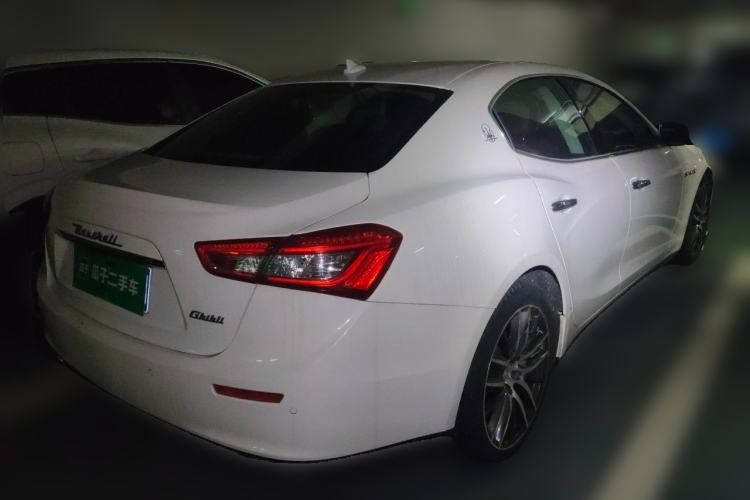 Used Maserati Ghibli 2014 3.0T Standard Edition Rear Right 45 Deg