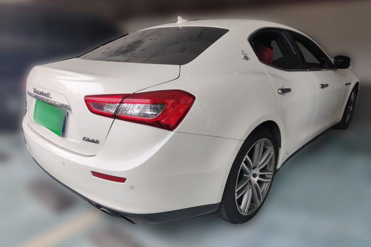 Used Maserati Ghibli 2014 3.0T Standard Edition Rear Right 45 Deg