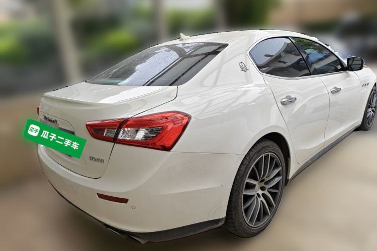 Used Maserati Ghibli 2014 3.0T Standard Edition Rear Right 45 Deg