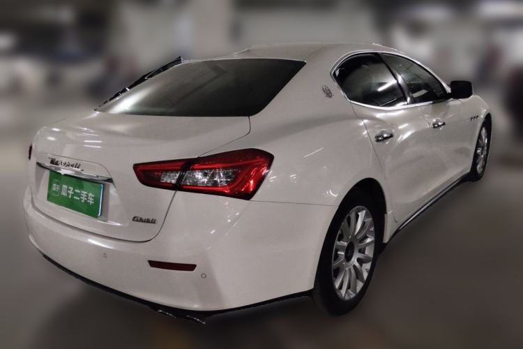 Used Maserati Ghibli 2014 3.0T Standard Edition Rear Right 45 Deg