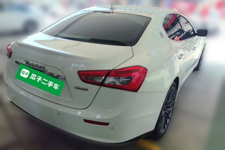 Used Maserati Ghibli 2014 3.0T Standard Edition Rear Right 45 Deg