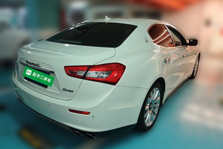 Used Maserati Ghibli 2014 3.0T Standard Edition Rear Right 45 Deg