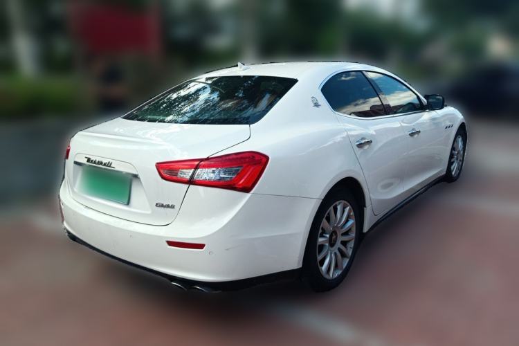 Used Maserati Ghibli 2014 3.0T Standard Edition Rear Right 45 Deg