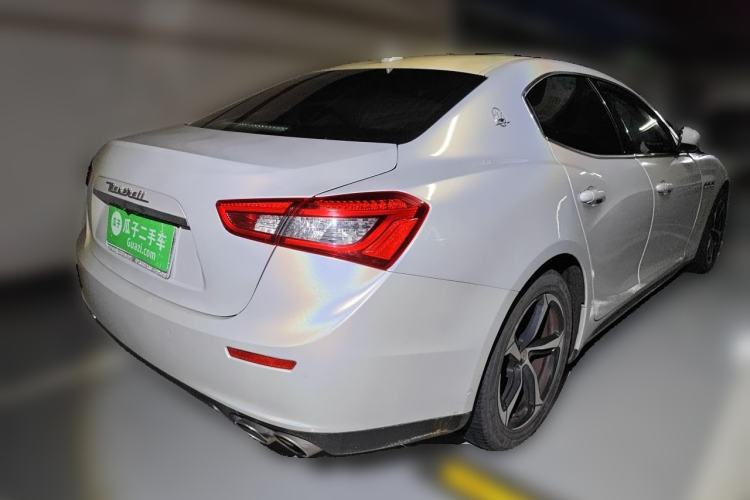 Used Maserati Ghibli 2014 3.0T Standard Edition Rear Right 45 Deg