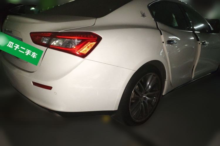 Used Maserati Ghibli 2014 3.0T Standard Edition Rear Right 45 Deg