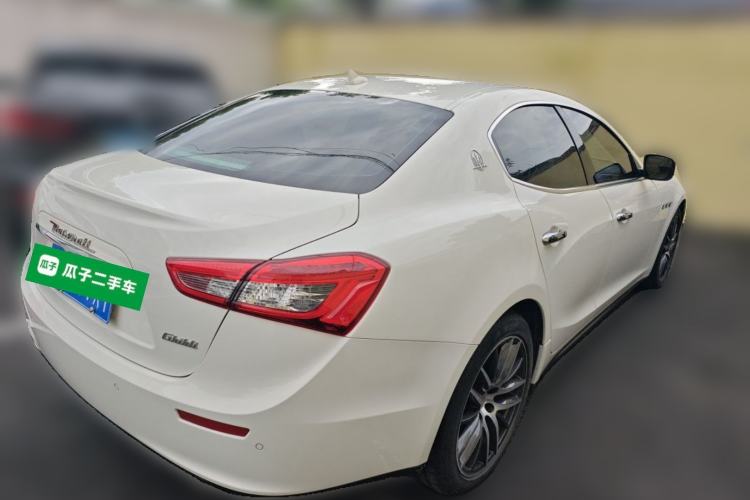 Used Maserati Ghibli 2014 3.0T Standard Edition Rear Right 45 Deg