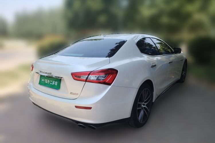 Used Maserati Ghibli 2014 3.0T Standard Edition Rear Right 45 Deg