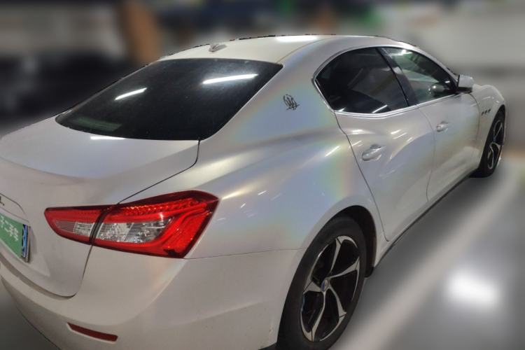 Used Maserati Ghibli 2014 3.0T Standard Edition Rear Right 45 Deg