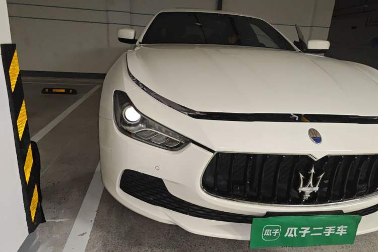Used Maserati Ghibli 2014 3.0T Standard Edition Right Front Headlight