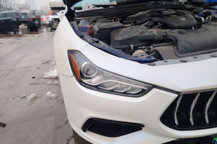 Used Maserati Ghibli 2014 3.0T S Q4 Right Front Headlight