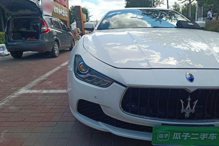 Used Maserati Ghibli 2014 3.0T Standard Edition Right Front Headlight
