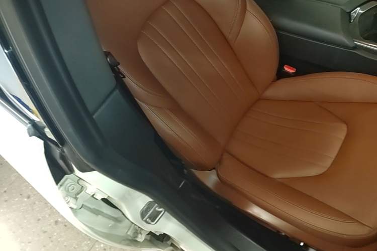 Used Maserati Ghibli 2014 3.0T Standard Edition Right Front Seat
