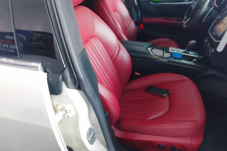 Used Maserati Ghibli 2014 3.0T Standard Edition Right Front Seat