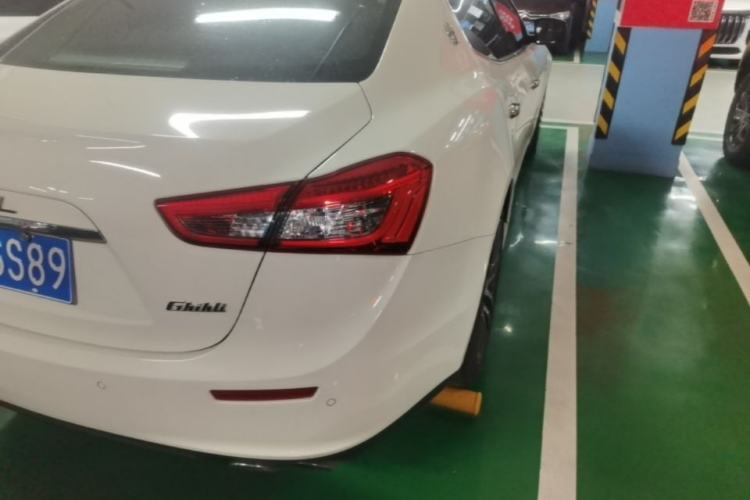 Used Maserati Ghibli 2014 3.0T Standard Edition Right Rear Taillight