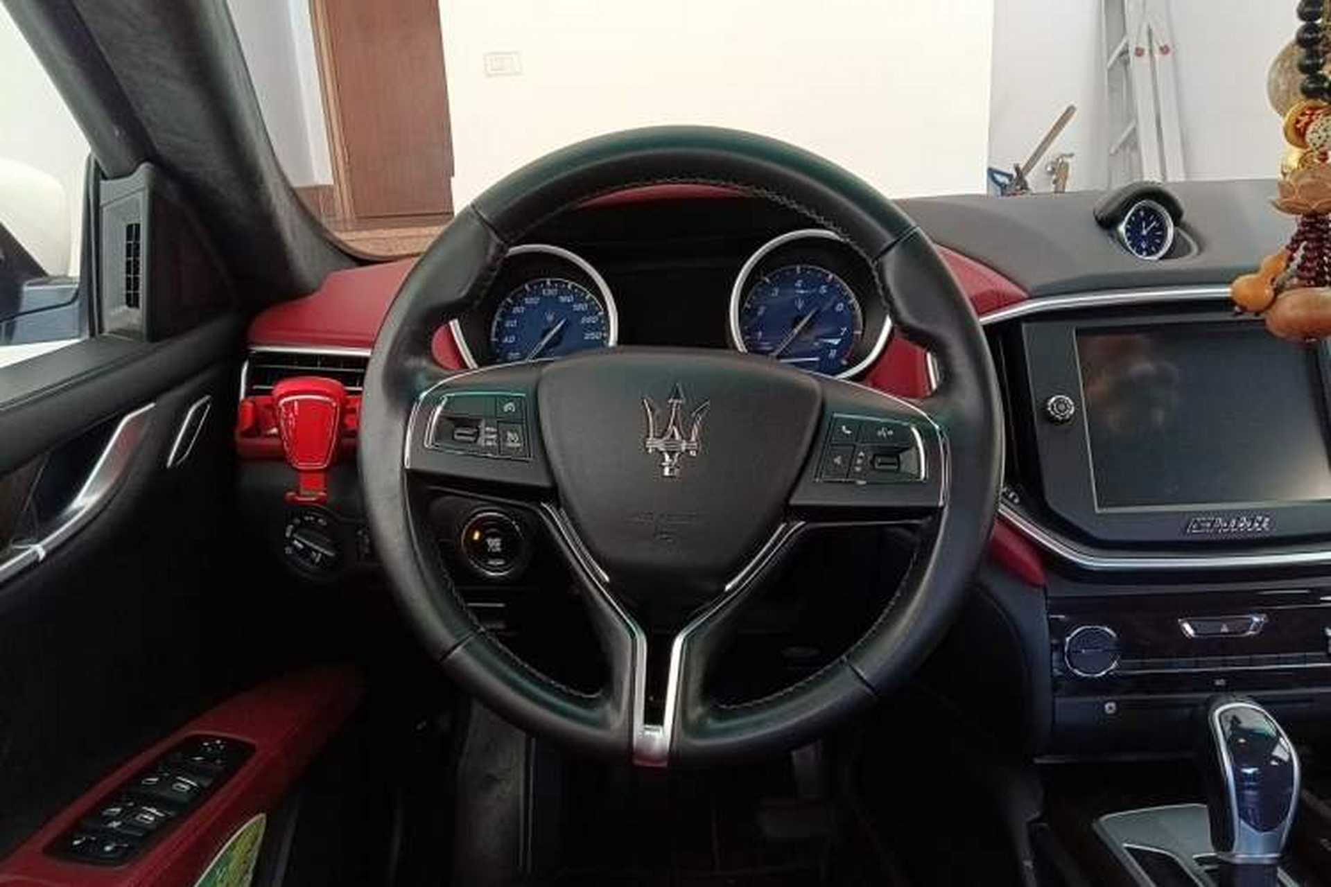 Used Maserati Ghibli 2014 3.0T Standard Edition Steering Wheel
