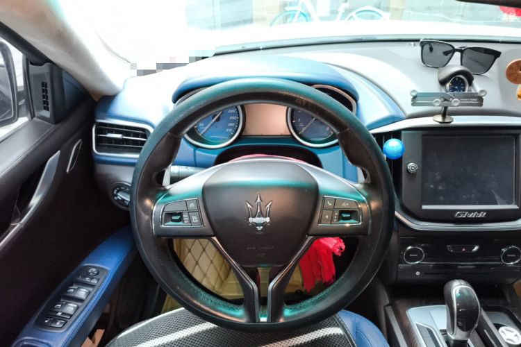 Used Maserati Ghibli 2014 3.0T Standard Edition Steering Wheel