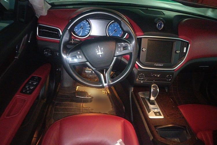 Used Maserati Ghibli 2014 3.0T Standard Edition Steering Wheel