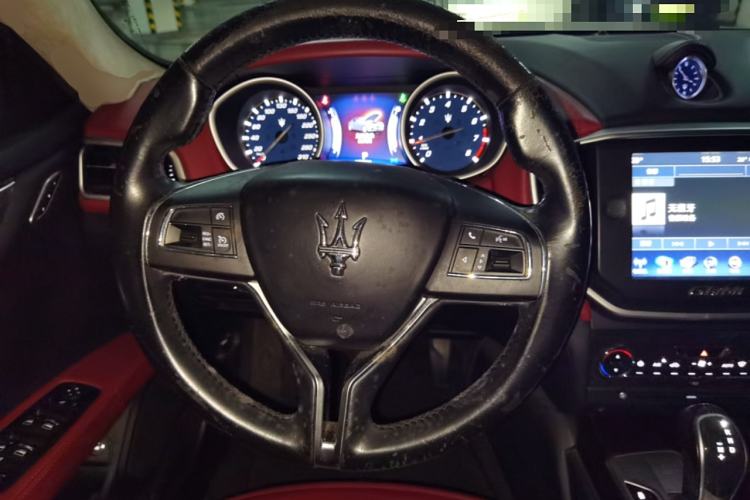 Used Maserati Ghibli 2014 3.0T Standard Edition Steering Wheel