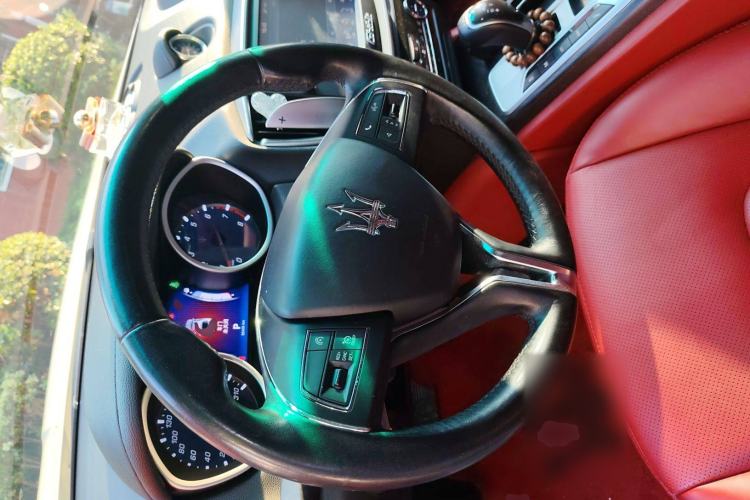 Used Maserati Ghibli 2014 3.0T S Steering Wheel