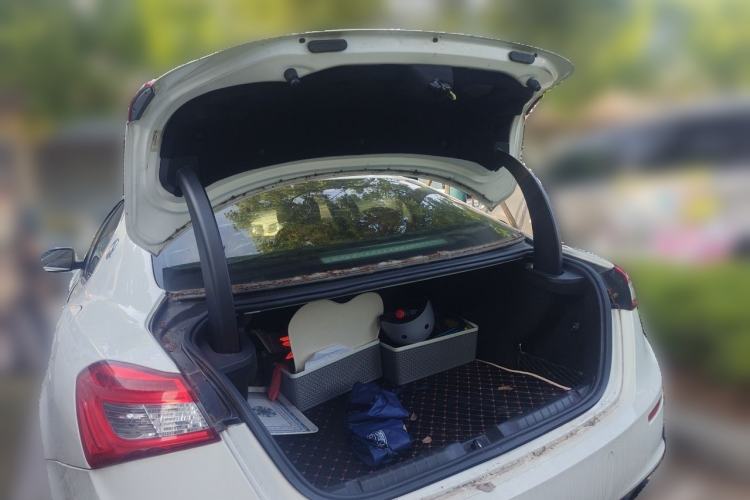 Used Maserati Ghibli 2014 3.0T Standard Edition Trunk