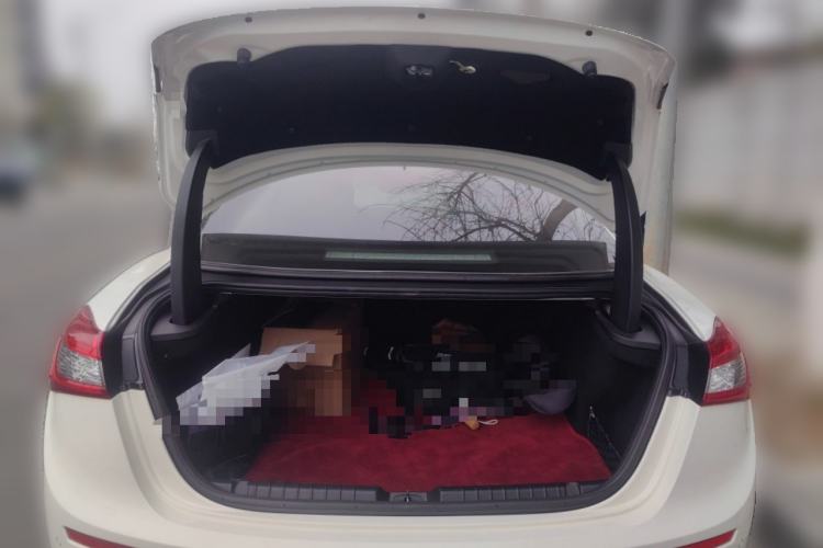 Used Maserati Ghibli 2014 3.0T Standard Edition Trunk
