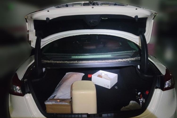 Used Maserati Ghibli 2014 3.0T Standard Edition Trunk