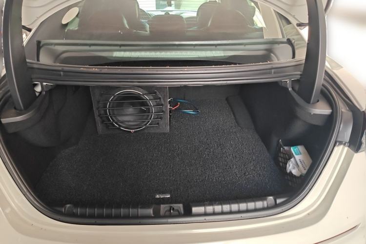 Used Maserati Ghibli 2014 3.0T Standard Edition Trunk