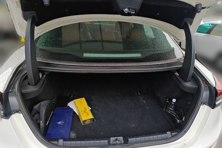 Used Maserati Ghibli 2014 3.0T Standard Edition Trunk