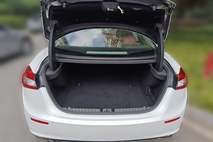 Used Maserati Ghibli 2014 3.0T Standard Edition Trunk
