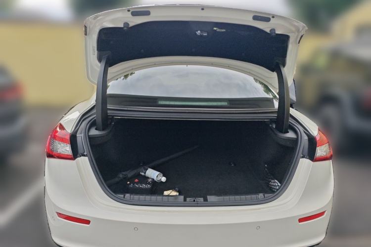 Used Maserati Ghibli 2014 3.0T Standard Edition Trunk