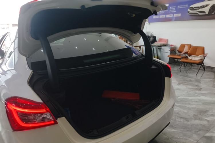 Used Maserati Ghibli 2014 3.0T Standard Edition Trunk