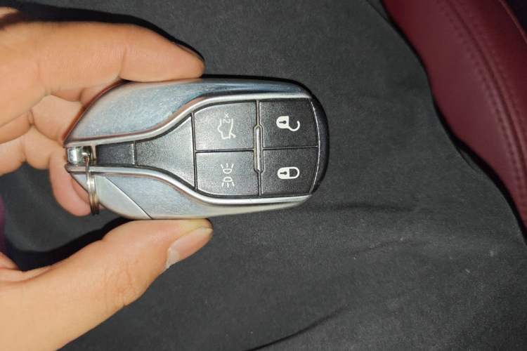 Used Maserati Ghibli 2014 3.0T Standard Edition Vehicle Key