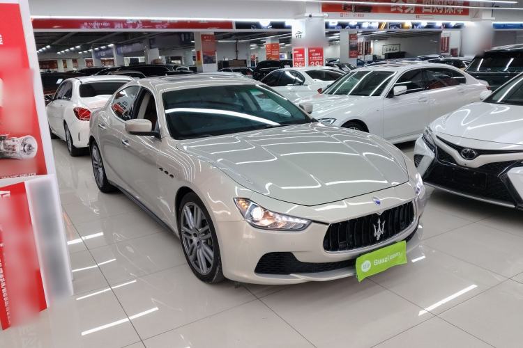 Used Maserati Ghibli 2014 3.0T Standard Edition Front Right 45 Deg