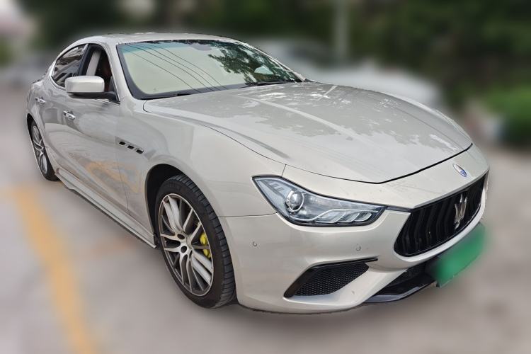 Used Maserati Ghibli 2014 3.0T Standard Edition Front Right 45 Deg
