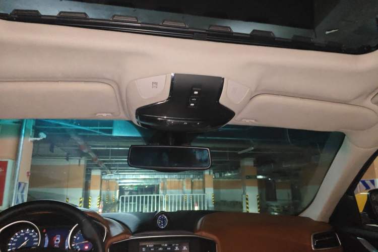 Used Maserati Ghibli 2014 3.0T Standard Edition Headliner