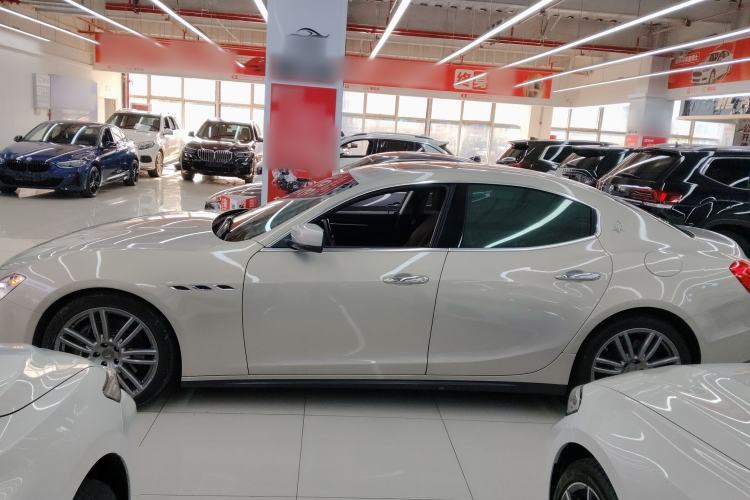 Used Maserati Ghibli 2014 3.0T Standard Edition Left Side