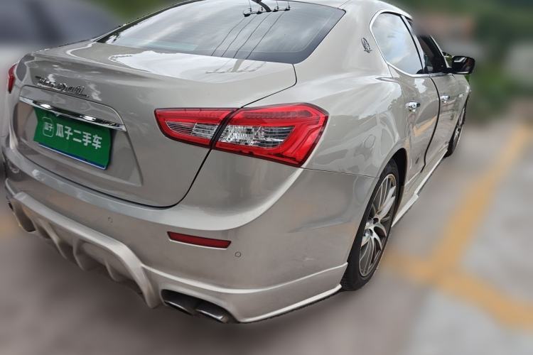 Used Maserati Ghibli 2014 3.0T Standard Edition Rear Right 45 Deg