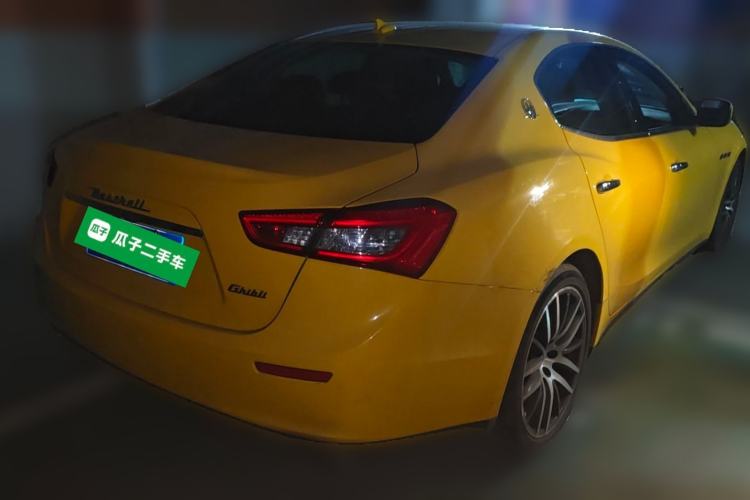 Used Maserati Ghibli 2014 3.0T Standard Edition Rear Right 45 Deg