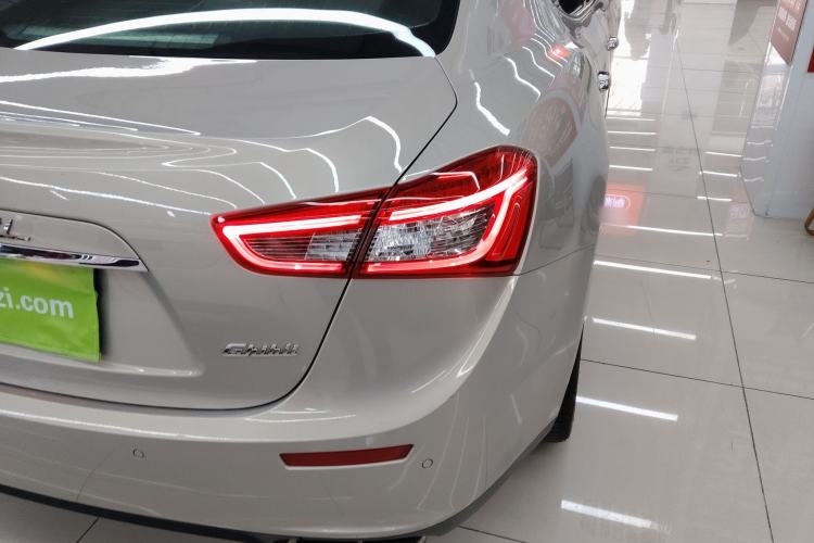 Used Maserati Ghibli 2014 3.0T Standard Edition Right Rear Taillight