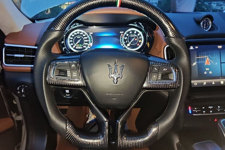 Used Maserati Ghibli 2014 3.0T Standard Edition Steering Wheel
