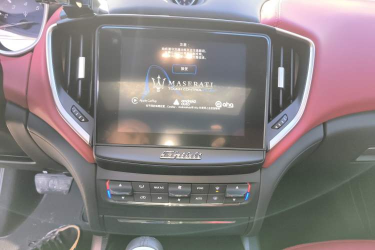 Used Maserati Ghibli 2017 3.0T Standard Edition Audio And AC Panel