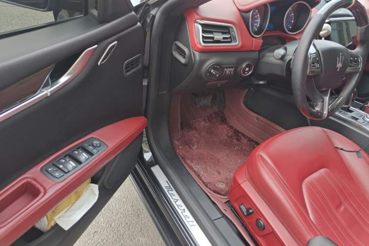 Used Maserati Ghibli 2017 3.0T Standard Edition Driver Seat