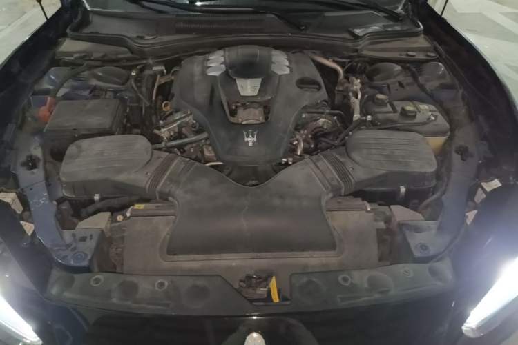 Used Maserati Ghibli 2017 3.0T Standard Edition Engine Bay