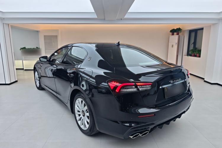 Used Maserati Ghibli 2017 3.0T Standard Edition Exterior 4