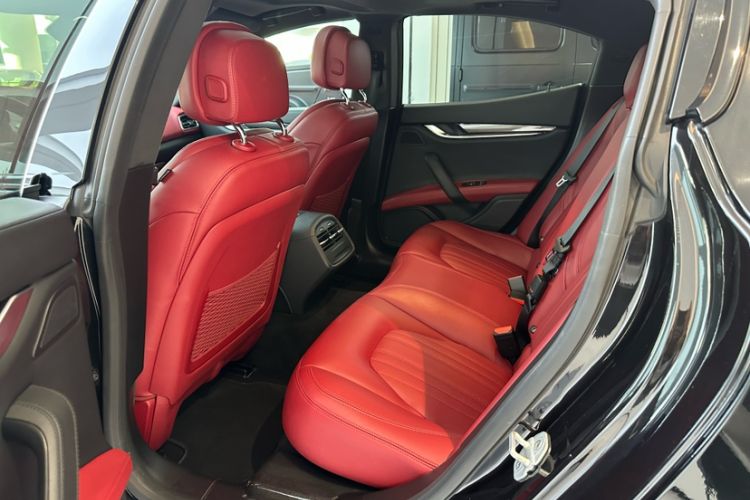 Used Maserati Ghibli 2017 3.0T Standard Edition Interior 2