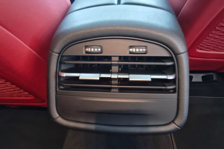 Used Maserati Ghibli 2017 3.0T Standard Edition Interior 9