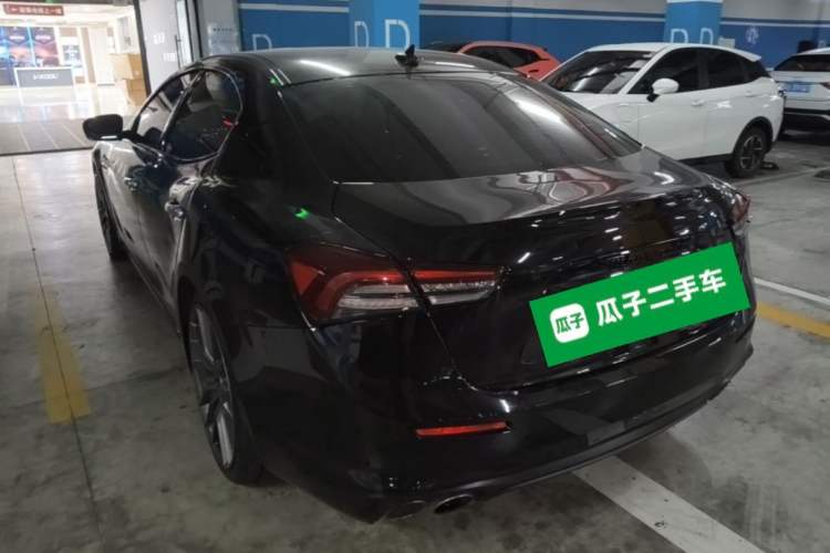 Used Maserati Ghibli 2017 3.0T Standard Edition Rear Left 45 Deg