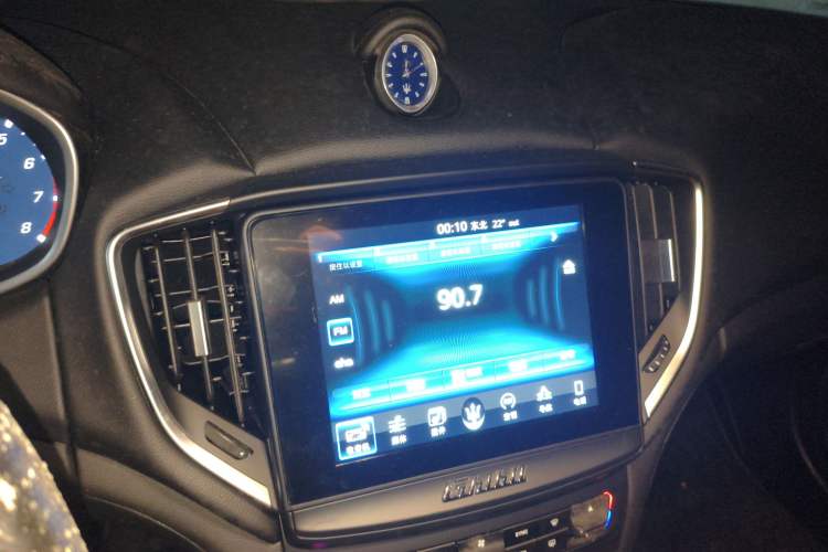 Used Maserati Ghibli 2017 3.0T Standard Edition Audio And AC Panel